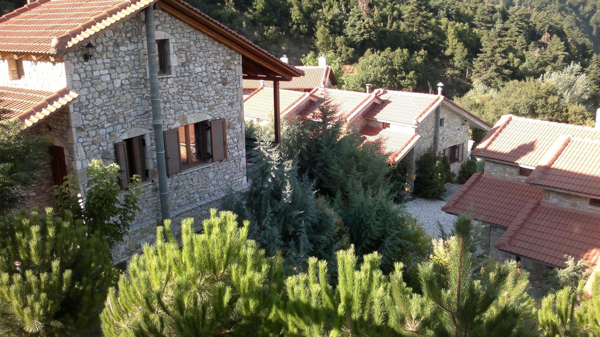 Georgio'S V Chalet Kalavrita Exterior foto
